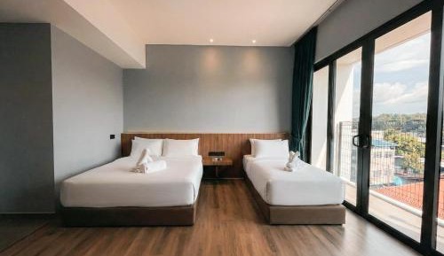 Triple Room with Balcony