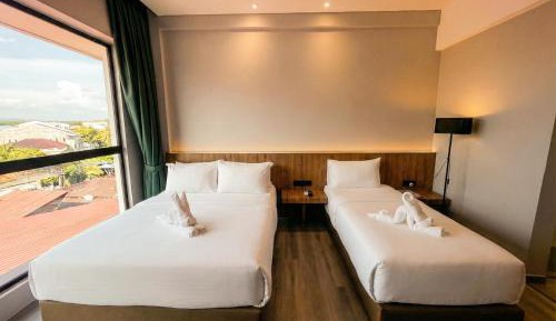 Deluxe Triple Room