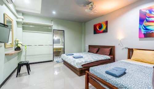 Deluxe Family Room