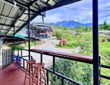 AmanTa Three-Bedroom House Mt. Kinabalu View