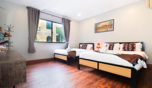 Superior Twin Room with Window