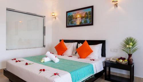 Deluxe Double Room with Balcony