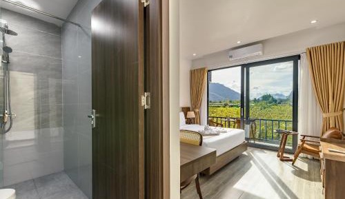 Deluxe Double Room with Balcony