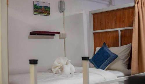 Bunk Bed in Mixed Dormitory Room