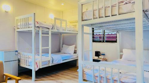 Quadruple Room with Balcony