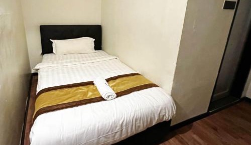 Deluxe Single Room