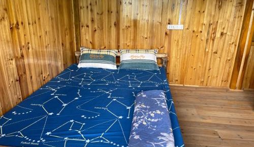 King Room with Mountain View