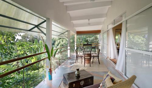 Single Story 2-Bedroom Cottage