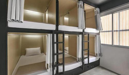 Bed in 6-Bed Mixed Dormitory Room