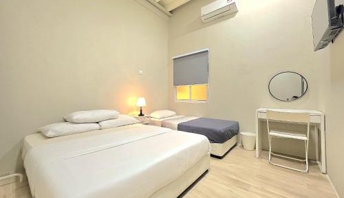 Triple Room with Shared Bathroom