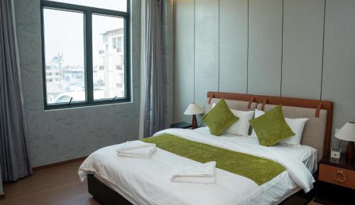 Deluxe Single Room