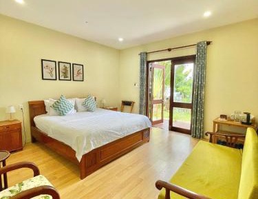 Triple Room with Garden View