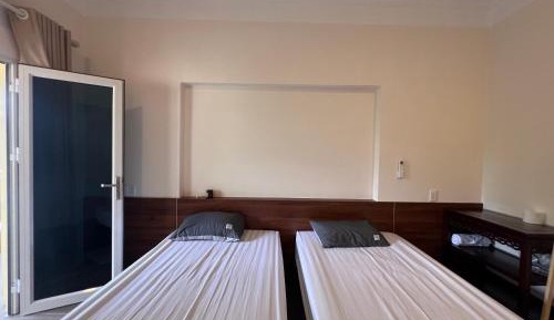 King Room with Garden View