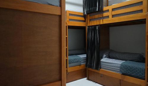 6-Bed Female Dormitory Room
