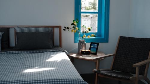 Double Room with Balcony and Sea View