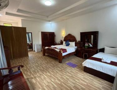 King Room with Two King Beds