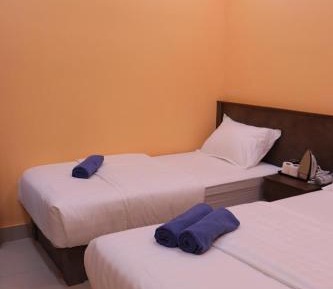 Triple Room with Private Bathroom