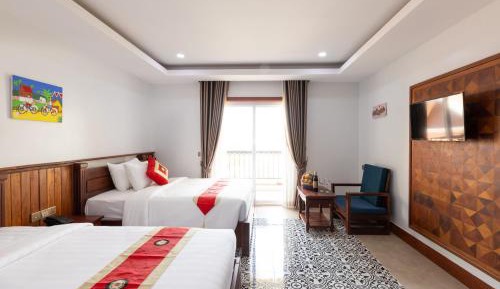 Twin Room with Balcony