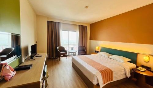 Grand Executive Room