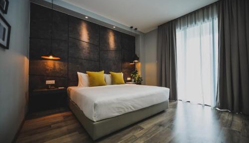 King Room with Balcony
