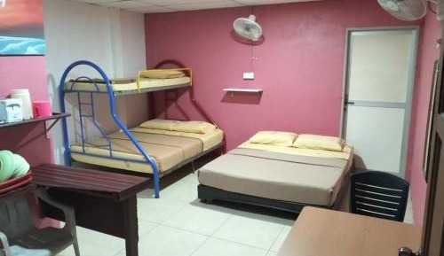 Deluxe Family Room