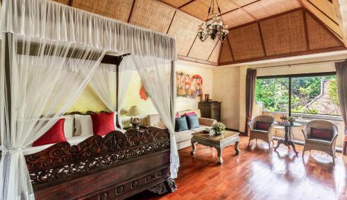 Junior Suite with Private Balcony
