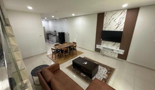 One-Bedroom House