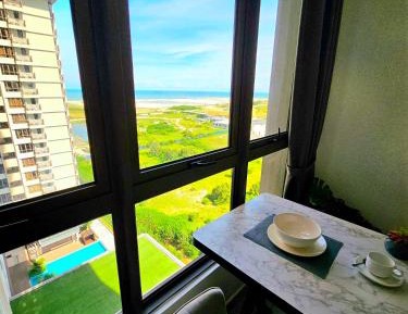 Cozy Studio for Small Families (Near Elevator and Pool & City View)