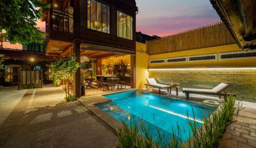 Villa with Private Pool