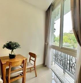 Studio with Balcony
