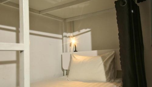 Bed in 8-Bed Mixed Dormitory Room