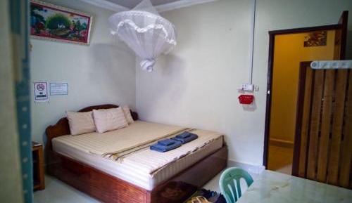 Large Double Room