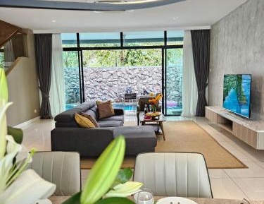 Executive Pool Villa