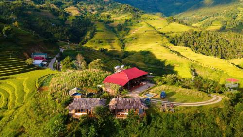 Superior Double or Twin Room with Mountain View