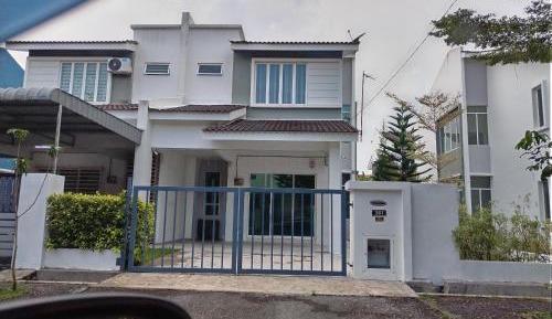 Three-Bedroom Vacation Home 