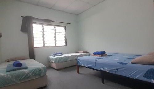 Classic Quadruple Room