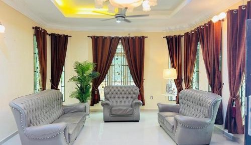 Four-Bedroom Vacation Home