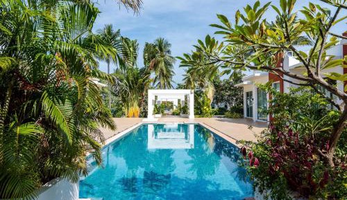 One-Bedroom Pool Suite