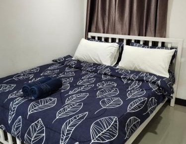 Queen Room with Balcony