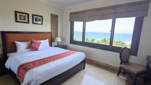 Two-Bedroom Apartment with Balcony