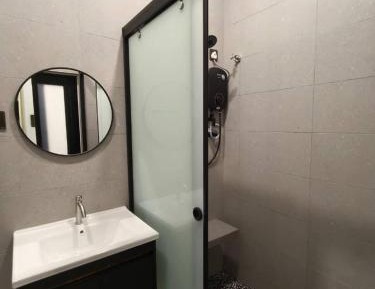 Quadruple Room with Private Bathroom