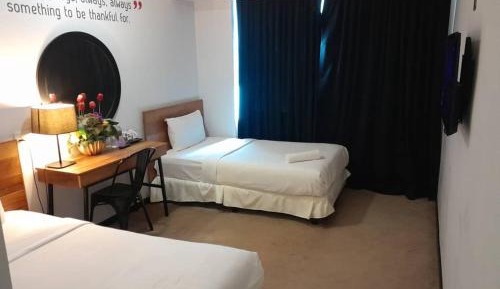 Deluxe Twin Room