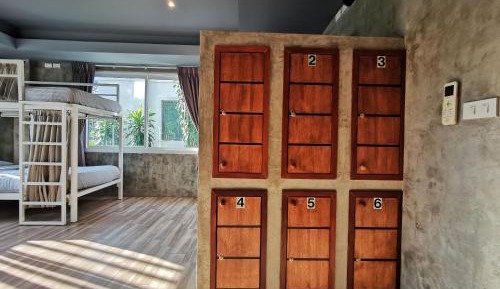 Bed in 4-Bed Mixed Dormitory Room