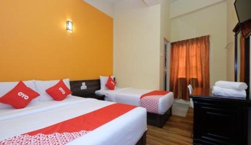 Triple Room with Private Bathroom