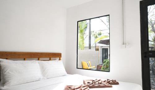  Superior Double Room with Pool View