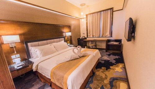 Standard King Room