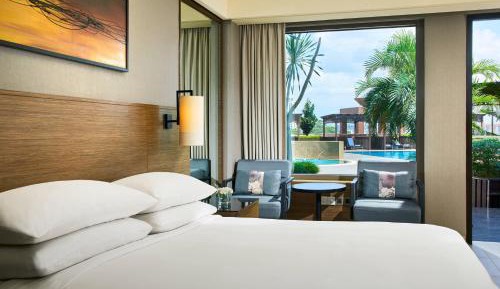 Pool Terrace Room, Guest room, 1 King, Pool view