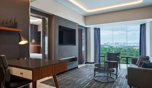 Le Meridien Suite