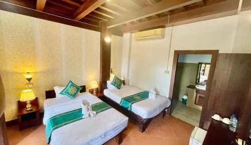 Superior Twin Room