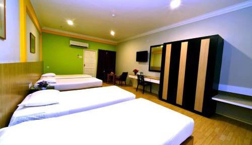 Executive Suite-4 Room
